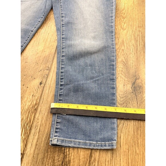 Chico's Platinum Jeans Women's 0.5 Short US-6 Blue Mid-Rise Slim Leg 30" Inseam - Picture 11 of 14